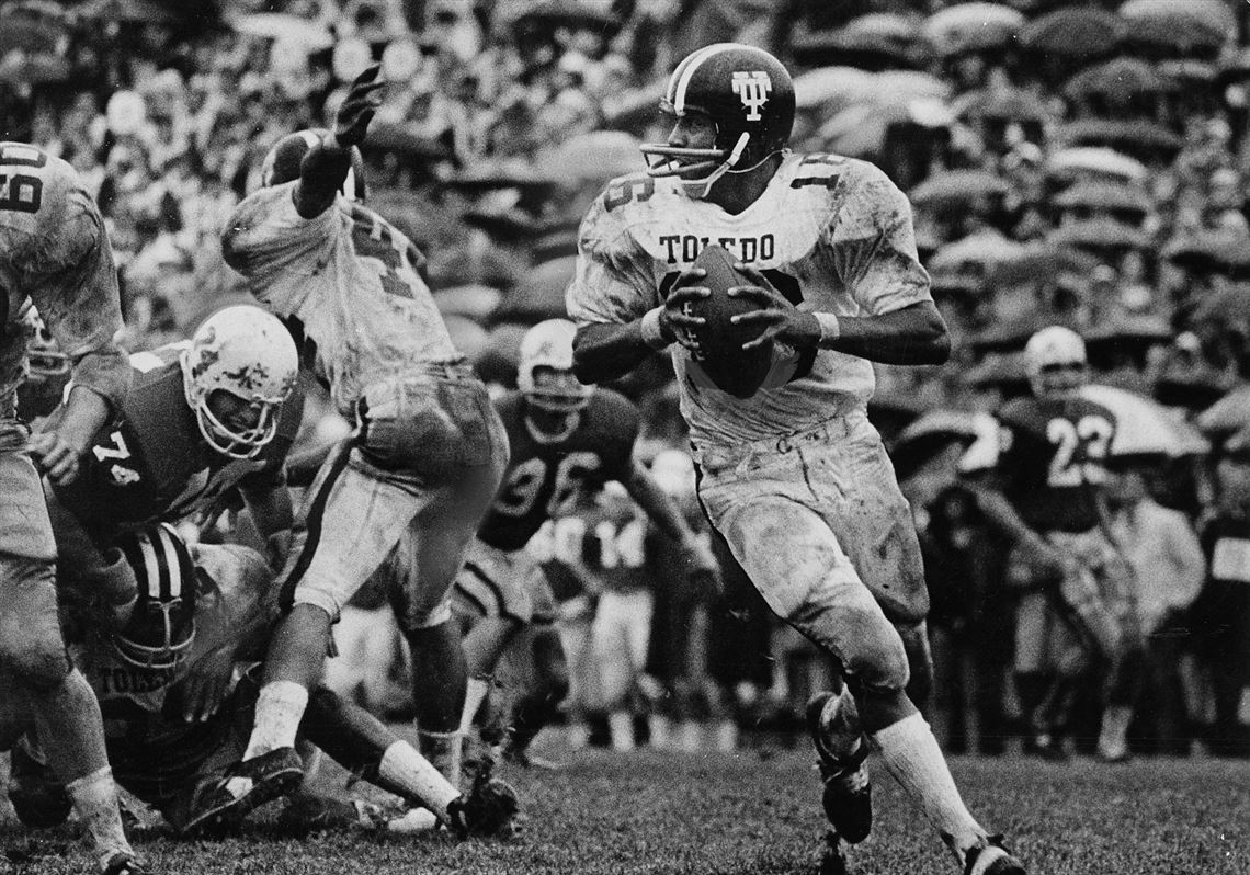 SPT-CHUCK-EALEY-UT-1969.jpg