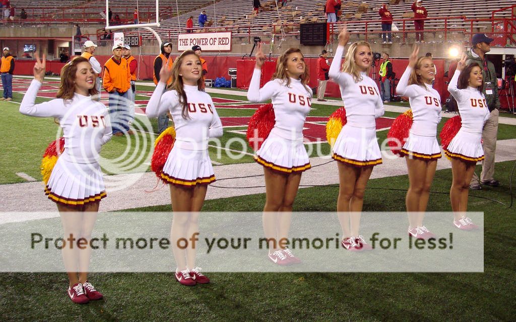 USC-cheerleaders_zpsgiapgdf8.jpg